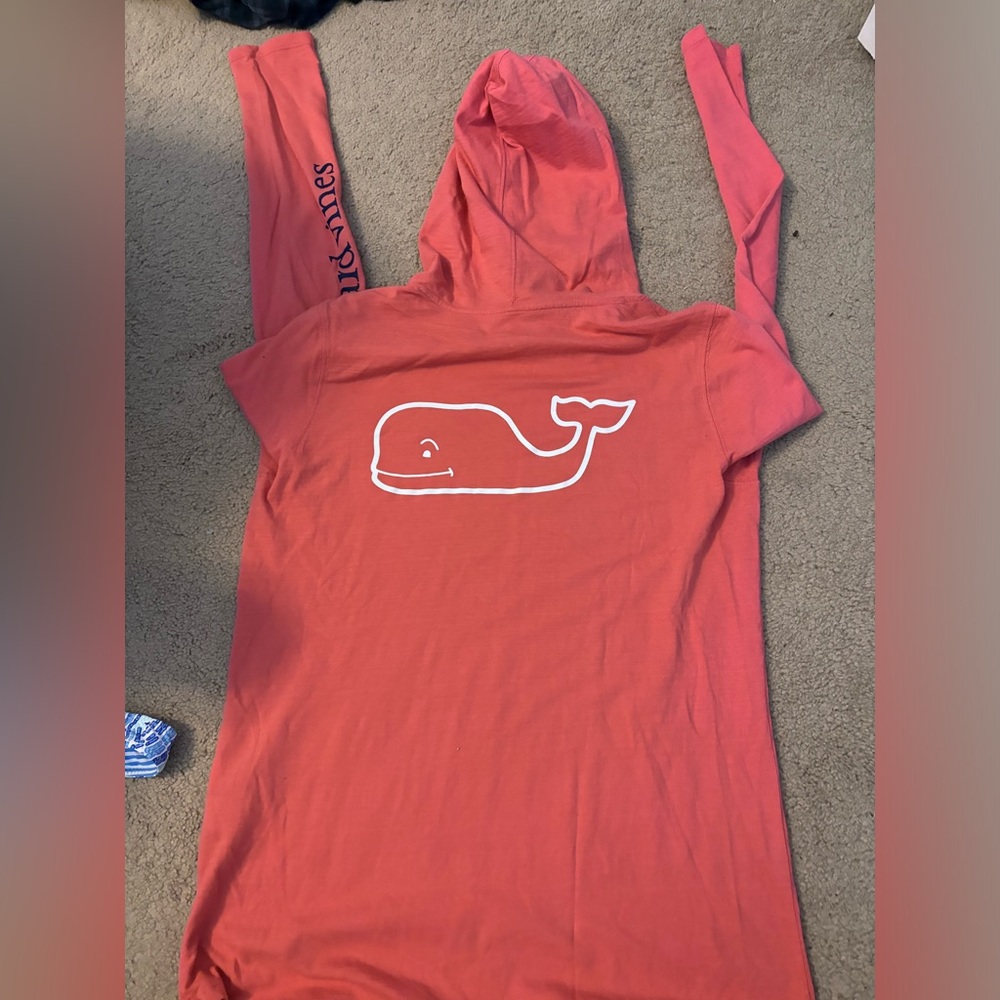 VV pink hooded pullover tee